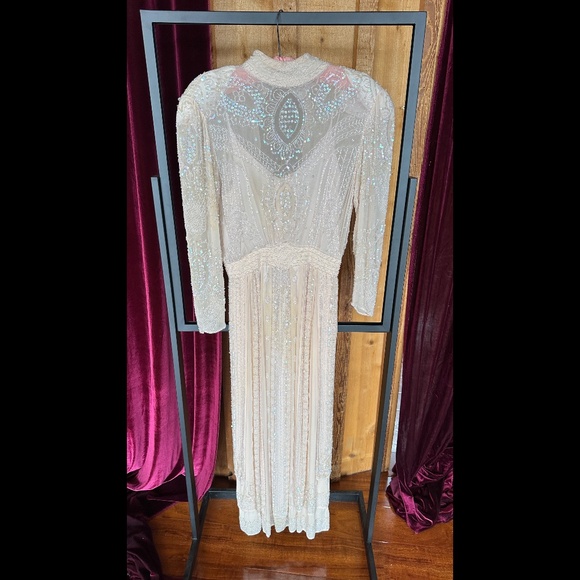 Jona 1920s inspired evening gown with sequins - Picture 1 of 7